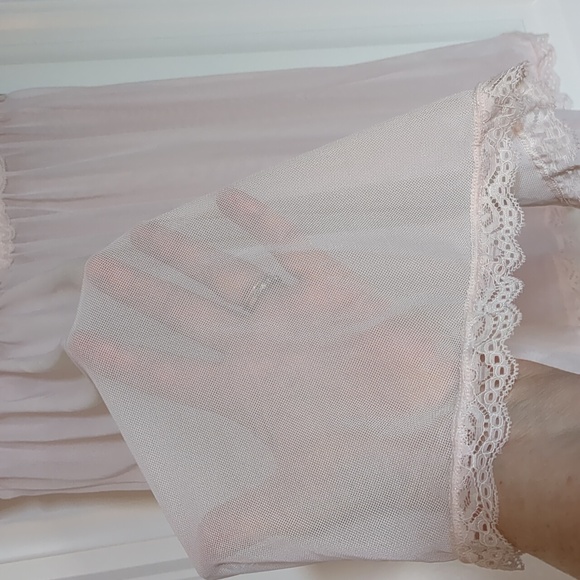 Tahari babydoll nightgown and g-string set, heavenly pink, XL, 38C, NWT - Picture 5 of 8